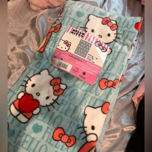Hello Kitty Blanket